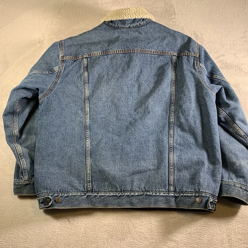 Levis up sale